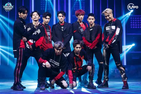 Exo Praised For Their Eye Catching Monster And Lucky One