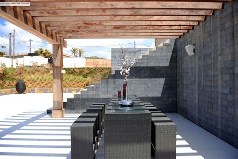 Five Popular Design Features For Outdoor Entertaining
