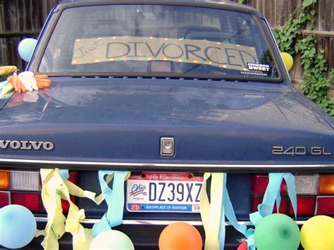 Why Divorce Ceremonies And Conscious Uncoupling Are All The Rage