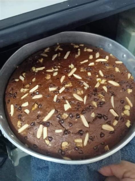 Masukan eno ke dalam bancuhan biskut dan susu tadi. Kek Pisang Coklat Paling Simple Gaul Guna Garfu Je ...