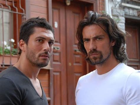 Our searchable database includes every movie or tv show featuring i̇brahim çelikkol available on any version of netflix from around the world! Right. Ibrahim Çelikkol, Turkish actor left Pamir Pekin ...