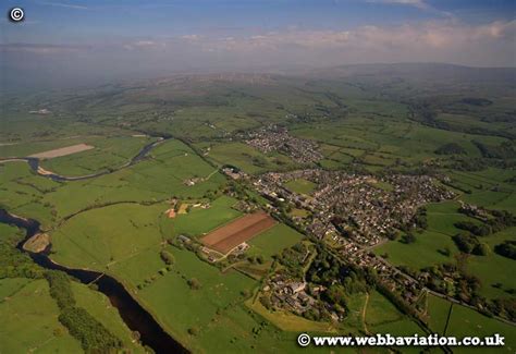 Caton-gb11120 | aerial photographs of Great Britain by Jonathan C.K. Webb
