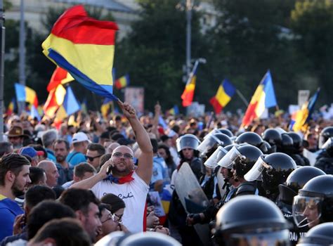 Anti Government Protests Turn Violent In Romania Upi Com