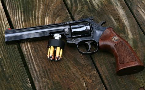 Fondos De Pantalla 3840x2400 Pistola Dan Wesson357 Magnum Revólver