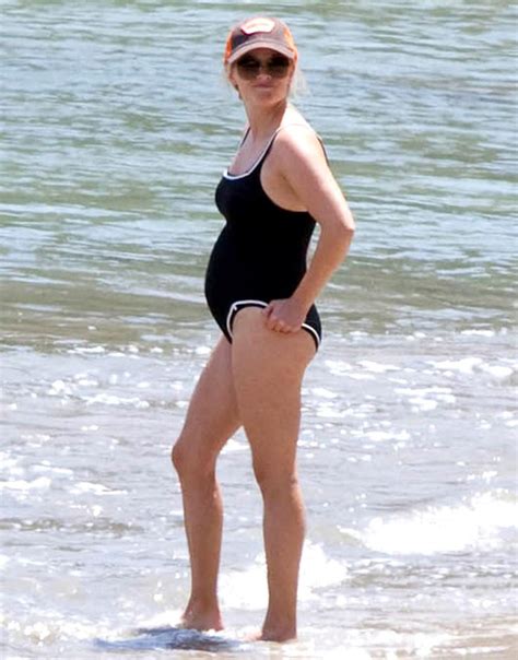 Reese Witherspoon S Bikini Body Through The Years Promis Badeanzug