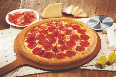 South of Metro: Papa John's Pizza Arrives in Manila