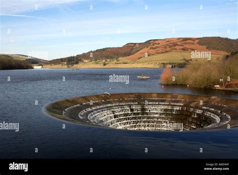 Ladybower Reservoir Derbyshire Uk Stock Photo Alamy