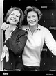 Ingrid Bergman (derecha) con su hija Pia Lindstrom, 1960 Fotografía de ...