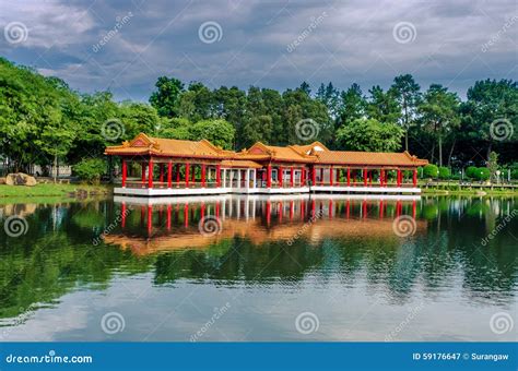 Scenic Chinese Garden Temple Stock Image Image Of Building Pagoda