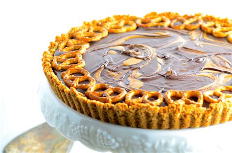 See more ideas about gluten free desserts, desserts, recipes. Chocolate Peanut Butter & Pretzel Tart | Recipe ...