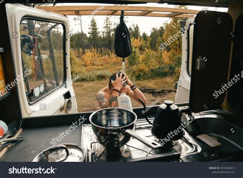 Naked Camping Billeder Stock Fotos Og Vektorer Shutterstock