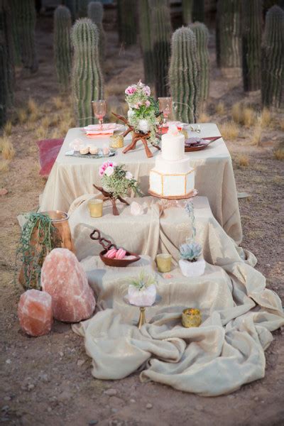 I'm just going to cosy up in this nest of deliciousness, thank you very much. Himalayan Pink Salt Desert Wedding Inspiration | Taylored Photo Memories » Little Vegas Wedding