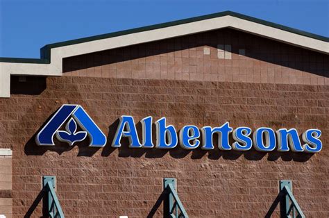 Albertsons Owner Buying Safeway For 9 Billion Phoenix Business Journal