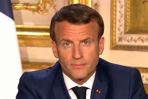 Check out this biography to know about his childhood, family life, achievements and other facts about his life. Emmanuel Macron juge «inacceptable» la répression contre ...