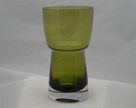 Riihimaki Green Glass Vase By Aimo Okkolin Stylish 1960s Etsy Green Glass Vase Glass