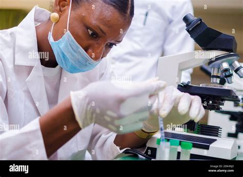 Research Lab Africa High Resolution Stock Photography And Images Alamy