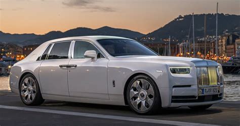 A Guide To Buying A 2023 Rolls Royce Phantom Series Ii