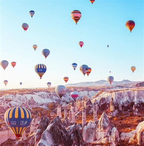 Veuillez svp cocher j'aime ou j'aime pas de la vidéo istanbul ,türkiye. Elle réalise de sublimes photographies de la Cappadoce, le ...