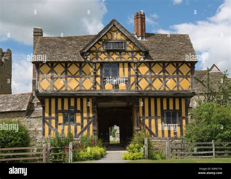 Stokesay Castle Gatehouse Shropshire In The Care Of English Heritage