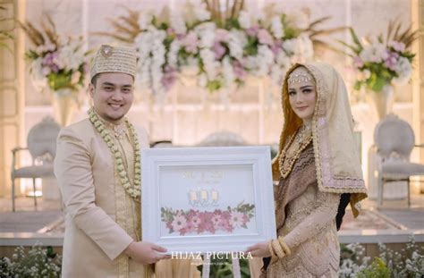 Frame Mahar Uang Dan Logam Mulia House Of Raline Wedding Hampers