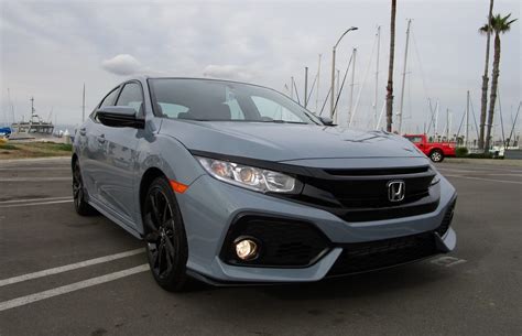 Instead, honda equips most civic hatchbacks with its antiquated lanewatch system. 2017 Honda CIVIC Sport 6MT Hatchback - Road Test Review ...