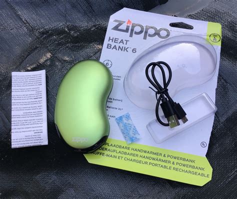 Stay warmer and play longer with zippo hand warmers. Zippo HeatBank™6 - Wiederaufladbarer Handwärmer mit ...