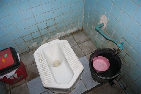 How To Use Thailands Squat Toilets