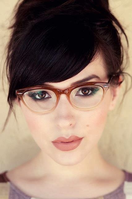 Cómo Maquillar Tus Ojos Con Gafas Las Gafas De Sol Más Trendy Todo