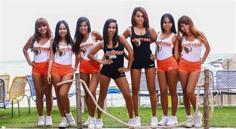 Hooters Racks Up 30 New Locations Throughout Asia