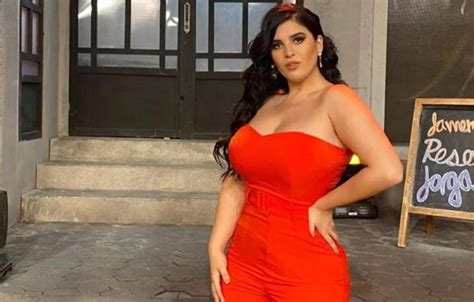 el ‘look de curvy zelma que todo internet celebra