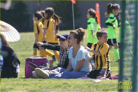 Photo Britney Spears Sunday Soccer Mom 22 Photo 2828489 Just Jared Entertainment News