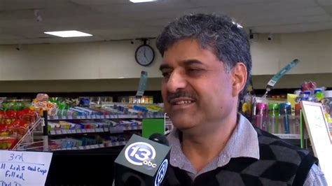 Instead Of Calling 911 7 Eleven Owner Helps Hungry Shoplifting Teen