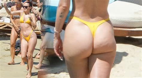 Demi Moore And Rumer Willis Enjoy A Day On The Beach In Mykonos 111 New Photos Thefappening