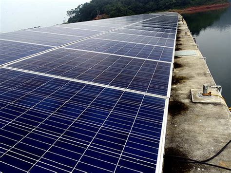 Kerala Indias Largest Floating Solar Power Plant Opens In Kerala