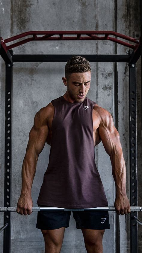 Another Day Another Workout Zac Perna Styles His Gymshark Outfit With