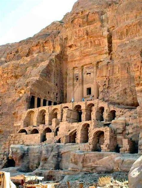 7 Wonders Of The World Petra Facts