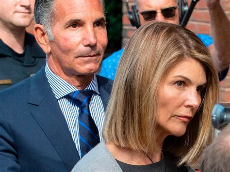 Former ‘full House Star Lori Loughlin Reports To California Prison To