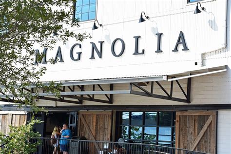 How To Plan The Perfect Trip To Magnolia Market In Waco Texas Modern
