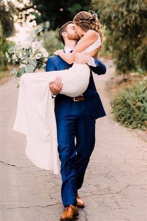 20 Must Have Bride And Groom Wedding Photo Ideas Oh The Wedding Day