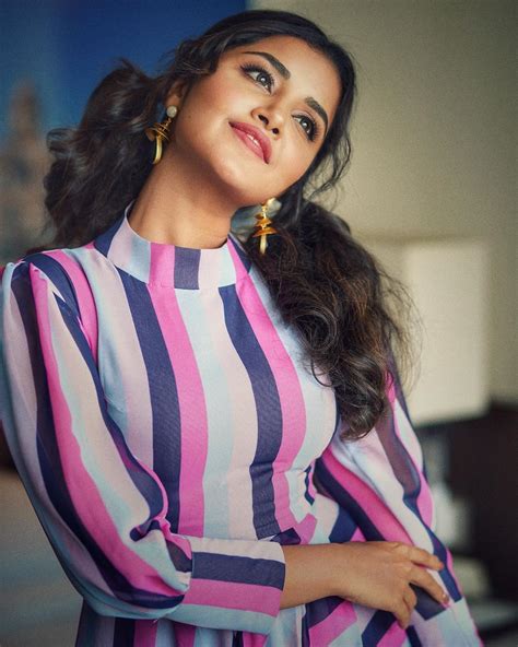 check out this stunning new stills of anupama parameswaran hoistore