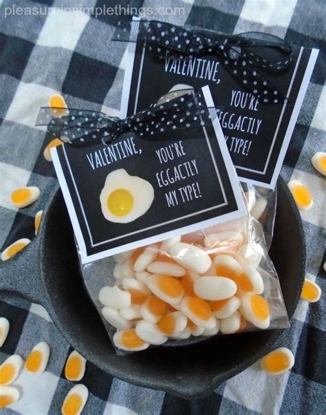 Looking for funny valentine puns to share on valentine's day? Candy valentine pun DIY pleasure in simple things blog | Punny valentines, Candy puns, Homemade ...