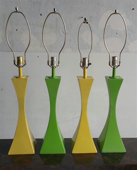 Set Of Four Laurel Hourglass Table Lamps Mid Century Modern For Sale