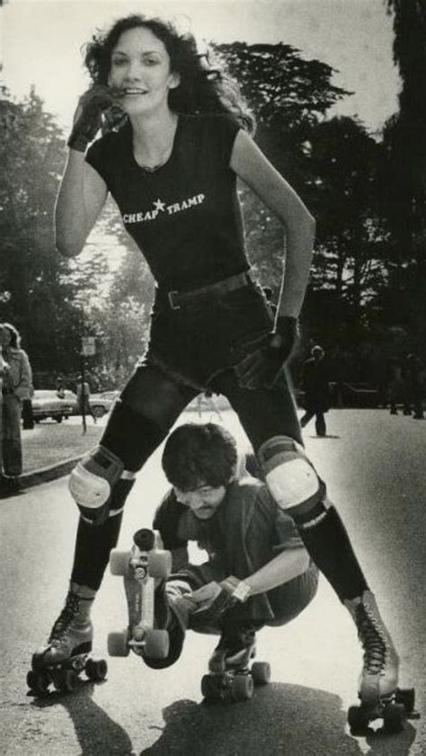 Rollermania 45 Interesting Photos Of Roller Disco In The 1970s And 1980s ~ Vintage Everyday