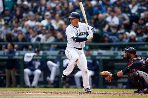 The network delivers more than 350 live events each year across five states. Mariners All-Access on ROOT SPORTS: April 15 - From the ...