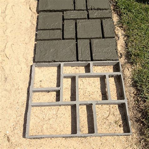 Diy Concrete Walkway Molds 17 Awesome Diy Concrete Garden Projects