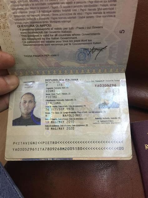 Italy Passport Passaporto Italia