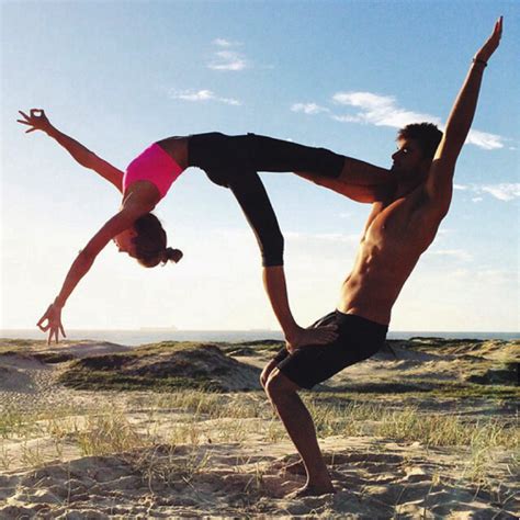 Couples yoga is a great way to boost communication, build trust and have fun! The Best Partner yoga Blogs | Couples yoga poses, Acro yoga poses, Yoga poses