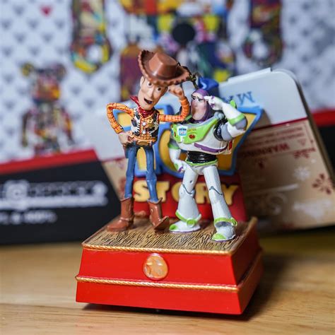 Annie Toy 安妮玩具 🇯🇵日本disney商店限定 🎄聖誕吊飾 多款值得收藏的迪士尼角色釋出，