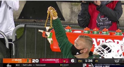 Miami Hurricanes Unveil New Turnover Chain And Its Glorious Brobible