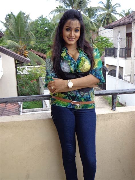 Sri Lankan Tv Presenter Kaushalya Madhavi Hot Videos Sri Free